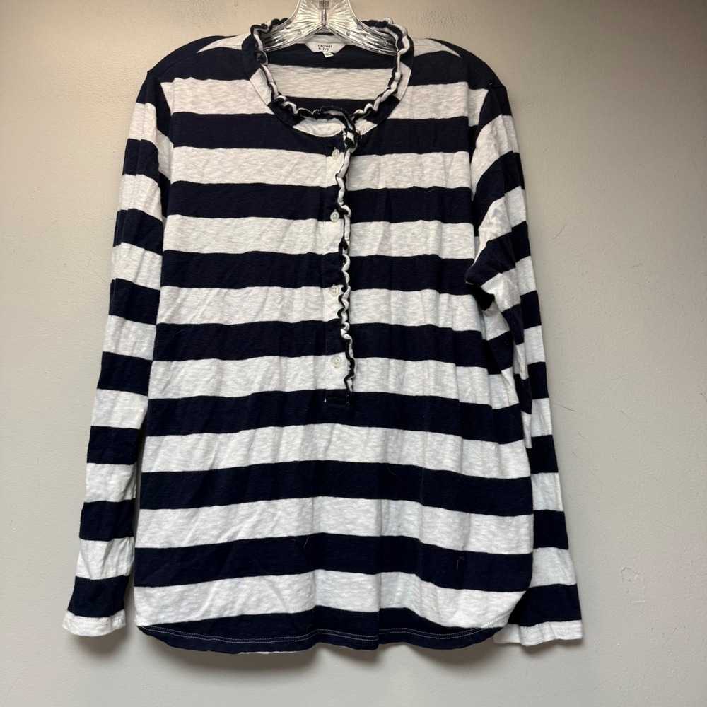 Crown & Ivy Top Women XL Navy White Excellent‎ Ruffle Striped Long Sleeve 12747